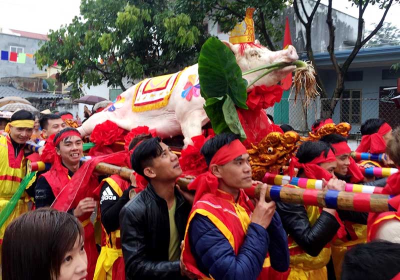 Cau ngu festival in Haiphong